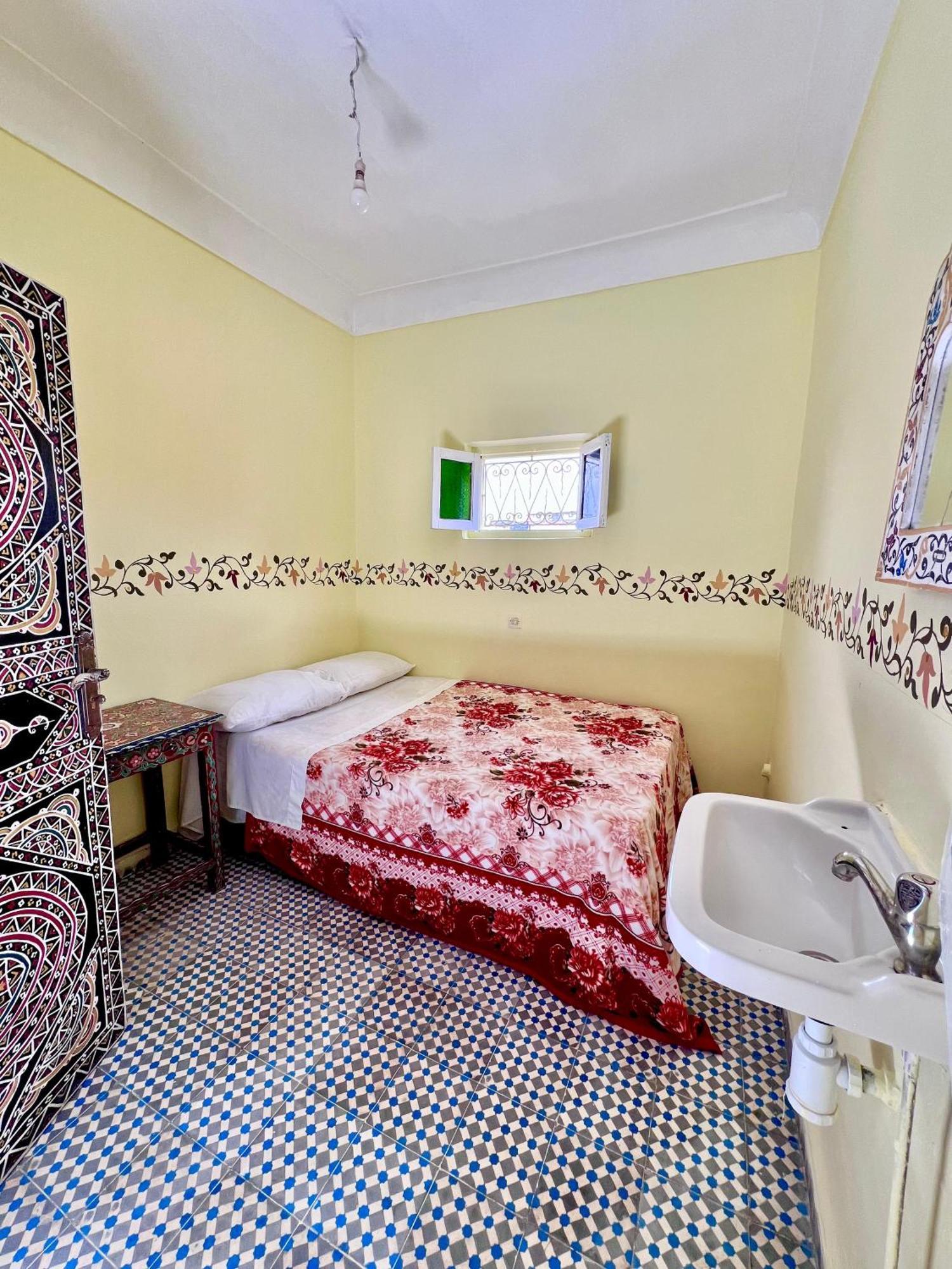 Double Room with Shared Bathroom,1673665948:JPEG