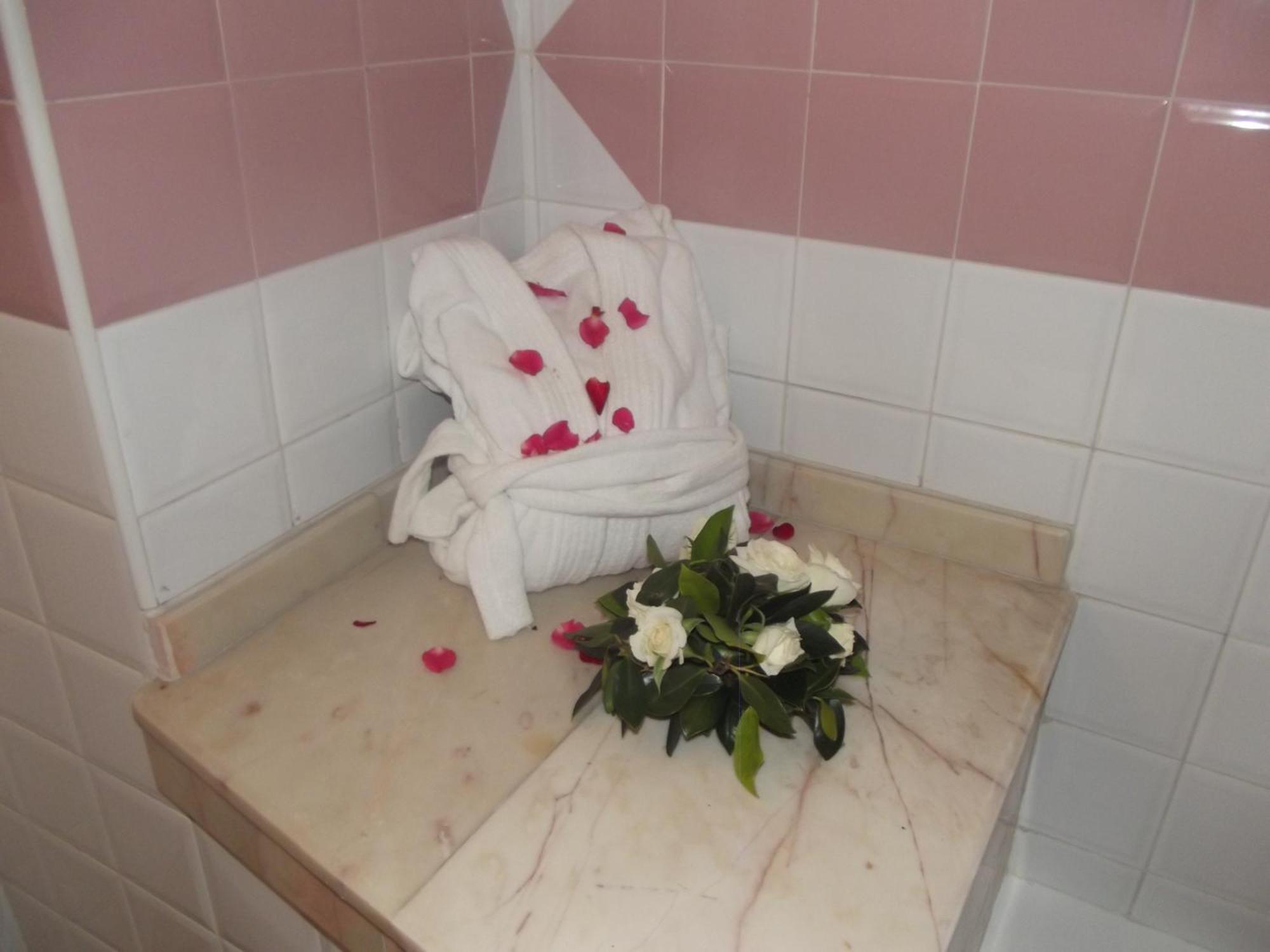 Double Room,1151925681:JPEG